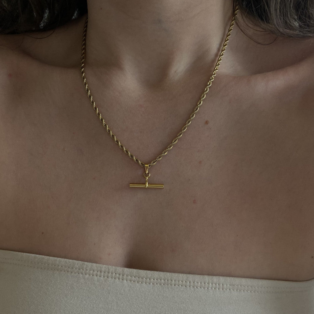 Fashion Simple Style T-shaped Pendant Titanium Steel 18K Gold Plating Basic Chain Necklace