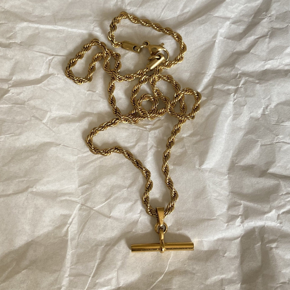 Fashion Simple Style T-shaped Pendant Titanium Steel 18K Gold Plating Basic Chain Necklace